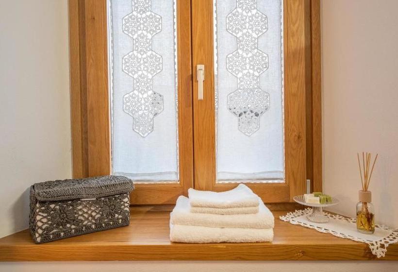 مبيت وإفطار Casa Flora