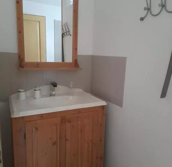 Aamiaismajoitus (B&B) L Amandaure