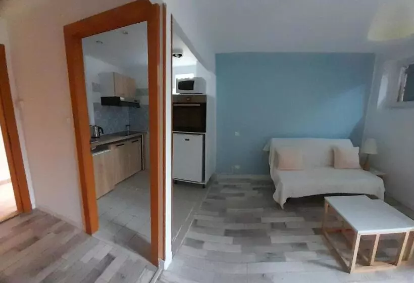 Aamiaismajoitus (B&B) L Amandaure