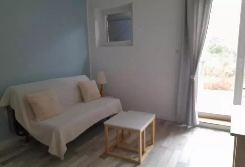 Aamiaismajoitus (B&B) L Amandaure