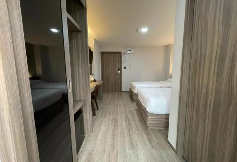 ホテル โรงแรมดับเบิ้ลดี ปากเกร็ด Double D