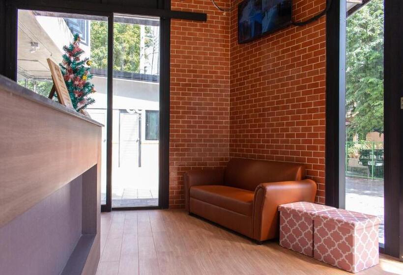 בית מלון כפרי โรงแรมดับเบิ้ลดี ปากเกร็ด Double D