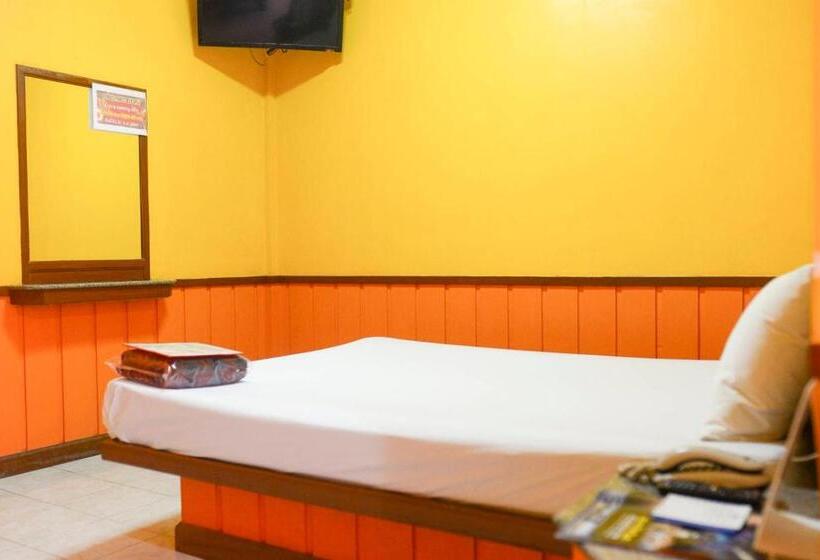 酒店 โรงแรม444