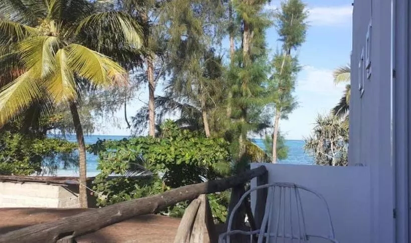 Hotelli Ayla Beach House