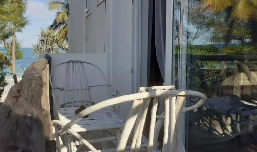 Hotelli Ayla Beach House