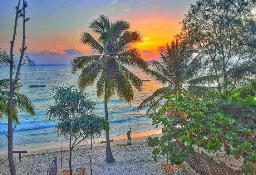 Hotelli Ayla Beach House