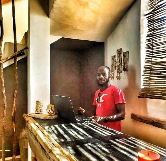 Hotelli Ayla Beach House