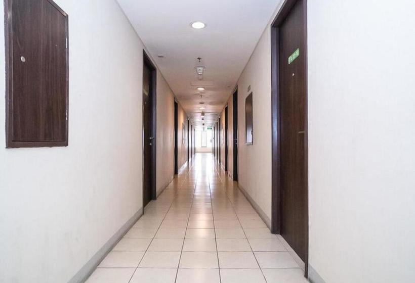 בית מלון כפרי Koolkost At Serpong Green View Tower A