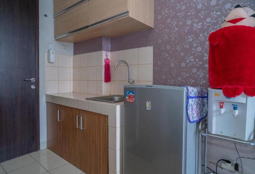 בית מלון כפרי Koolkost At Serpong Green View Tower A