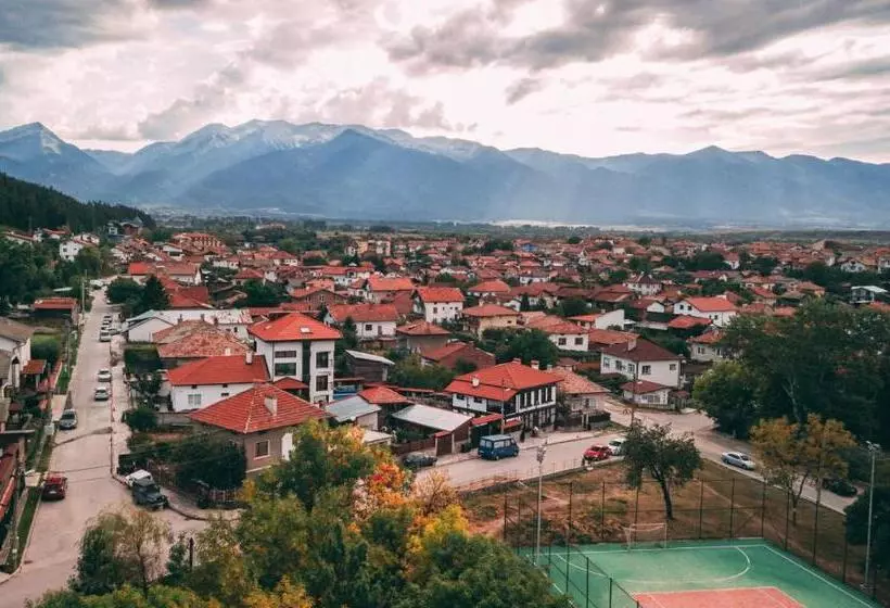 Hotelli Seven Springs