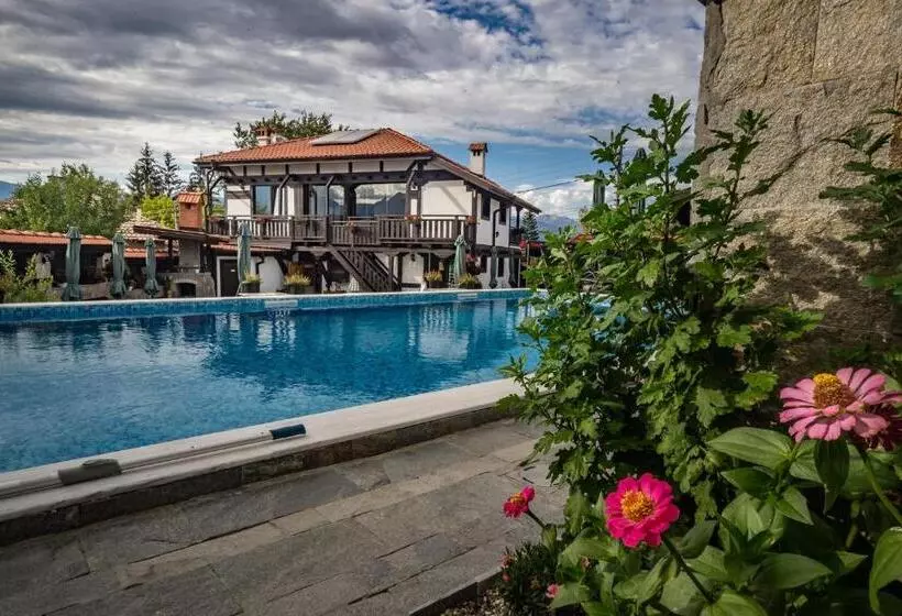 Hotelli Seven Springs