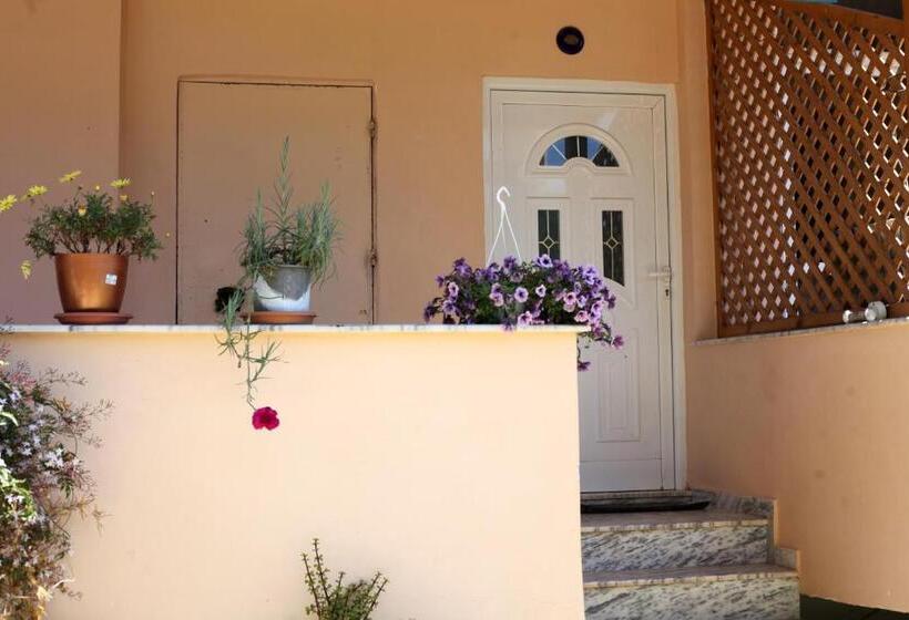 هتل Stef & Stam Nerantzis