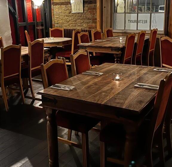 בית מלון כפרי The Vale