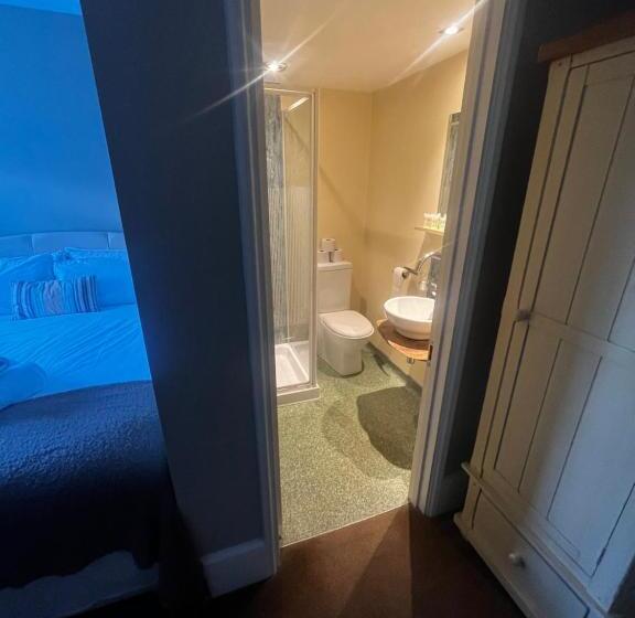 בית מלון כפרי The Vale