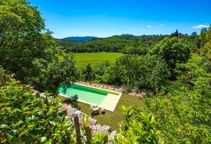 بنسيون Bastide Saint Estève