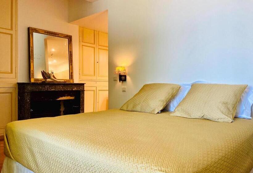 بنسيون Bastide Saint Estève