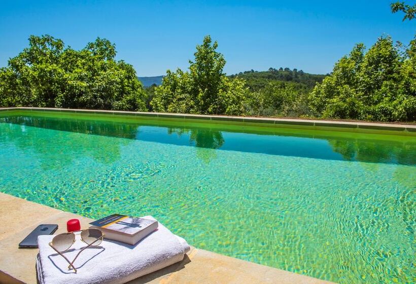 بنسيون Bastide Saint Estève