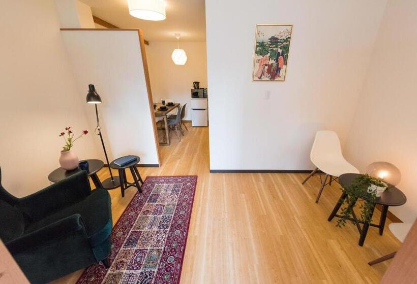 Tora Hotel Tokyo Ueno 寅ホテル 上野 D