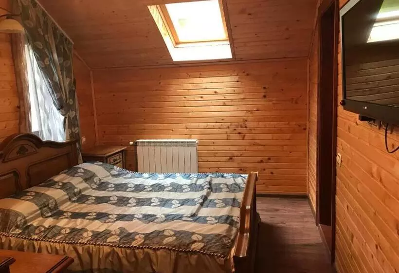 Aamiaismajoitus (B&B) Elf Cottage