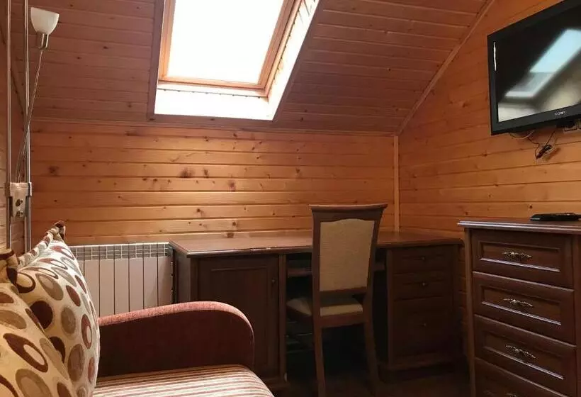 Aamiaismajoitus (B&B) Elf Cottage