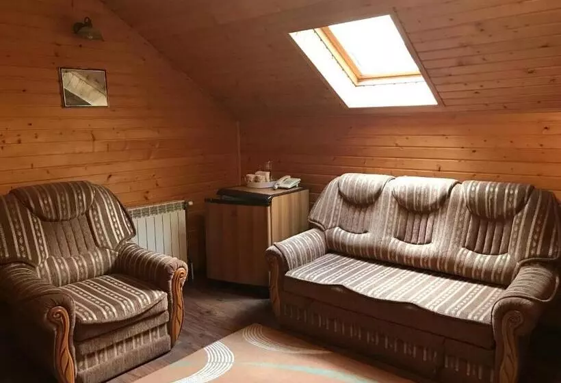 Aamiaismajoitus (B&B) Elf Cottage