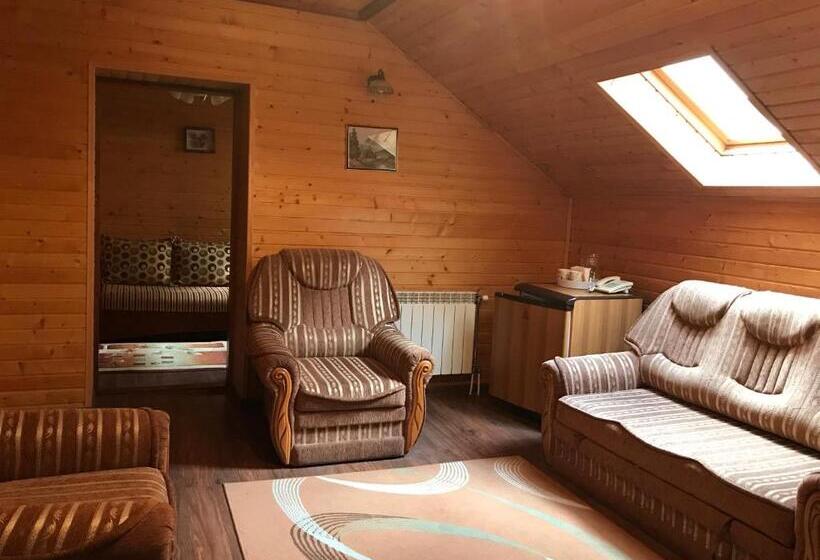 住宿加早餐  Elf Cottage