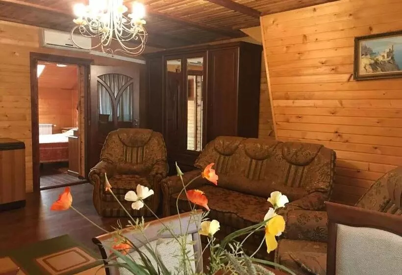 Aamiaismajoitus (B&B) Elf Cottage