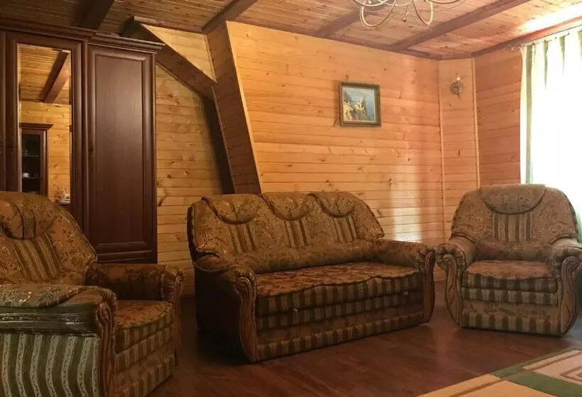 Aamiaismajoitus (B&B) Elf Cottage