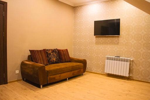 تختخواب و صبحانه Garden Lounge