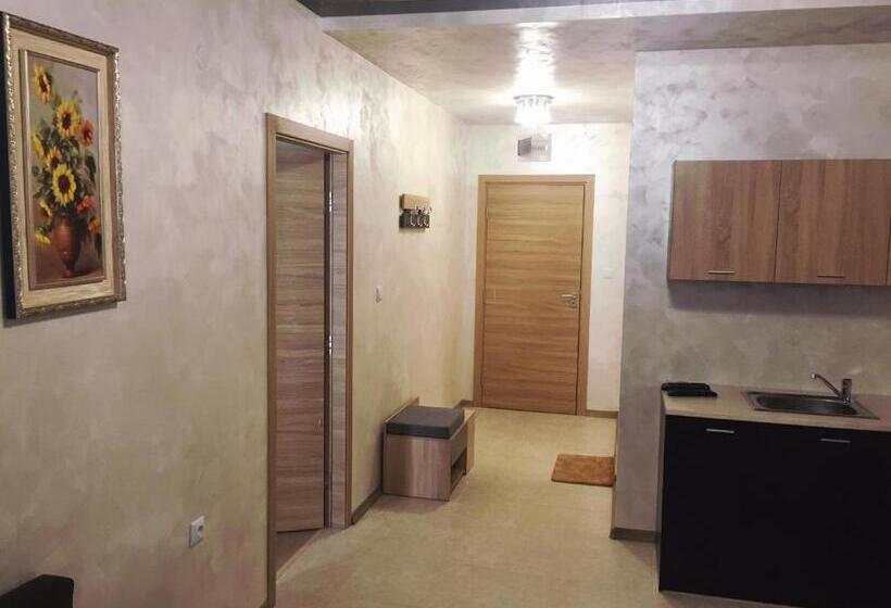 Family Hotel   City Hotel Yambol