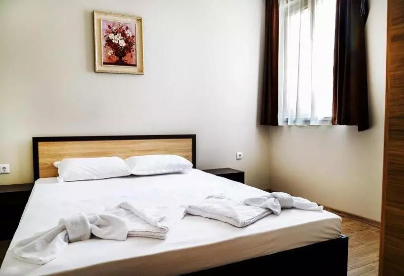 Family Hotel   City Hotel Yambol