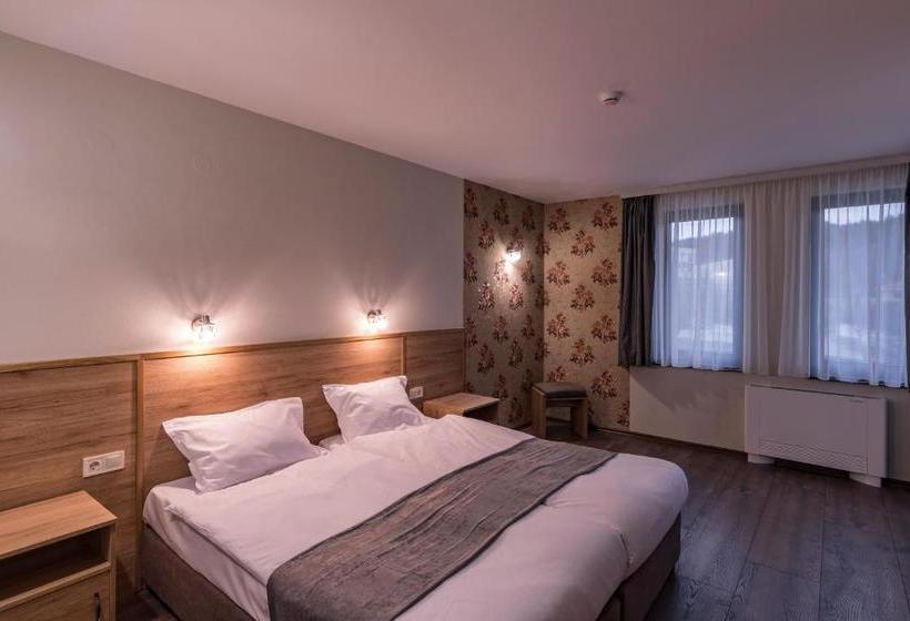 ホテル семеен хотел магнолия