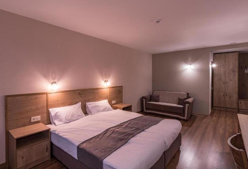 ホテル семеен хотел магнолия