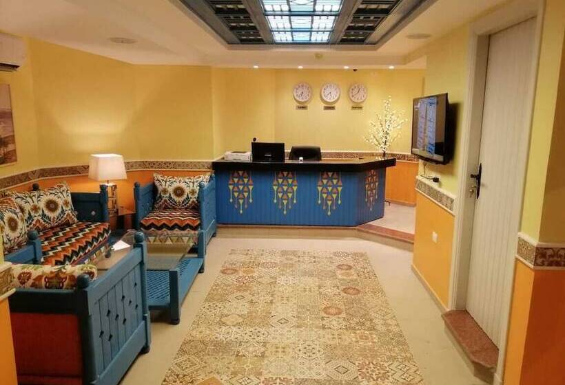 هتل Almadiafa   المضيفه