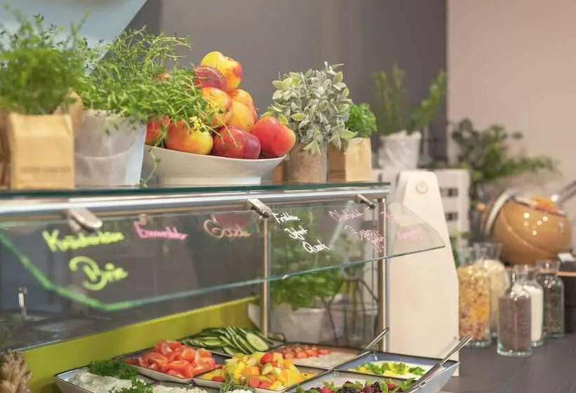 ホテル Holiday Inn   The Niu, Seven Dusseldorf Ost, An Ihg