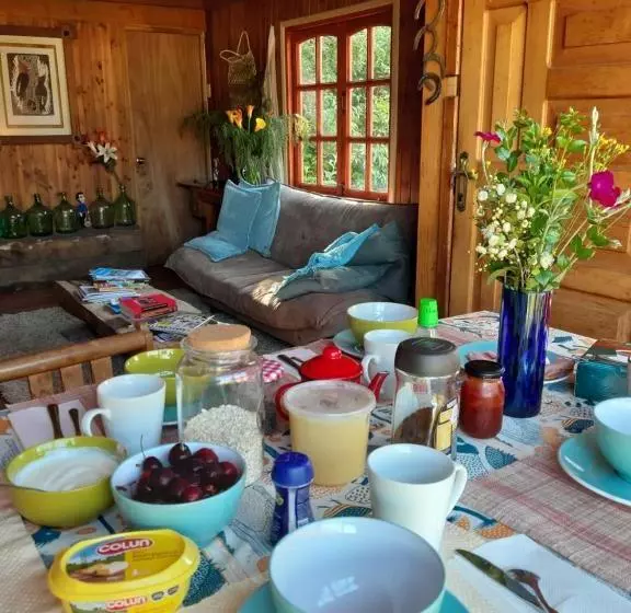 Hotelli Hostal La Casa Del Carpintero