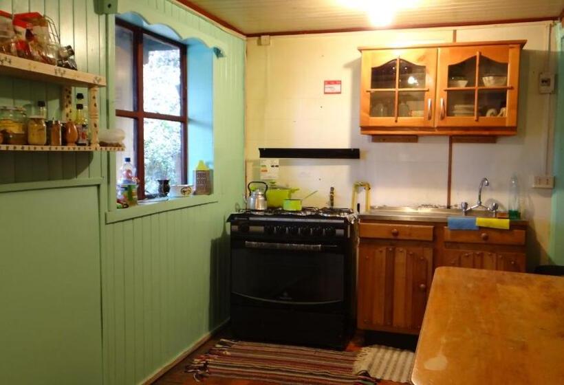 בית מלון כפרי Hostal La Casa Del Carpintero