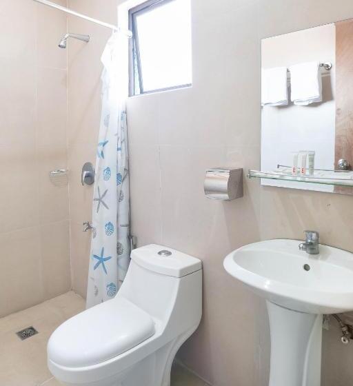 Hotel Oyo 195 Ranc Biñan