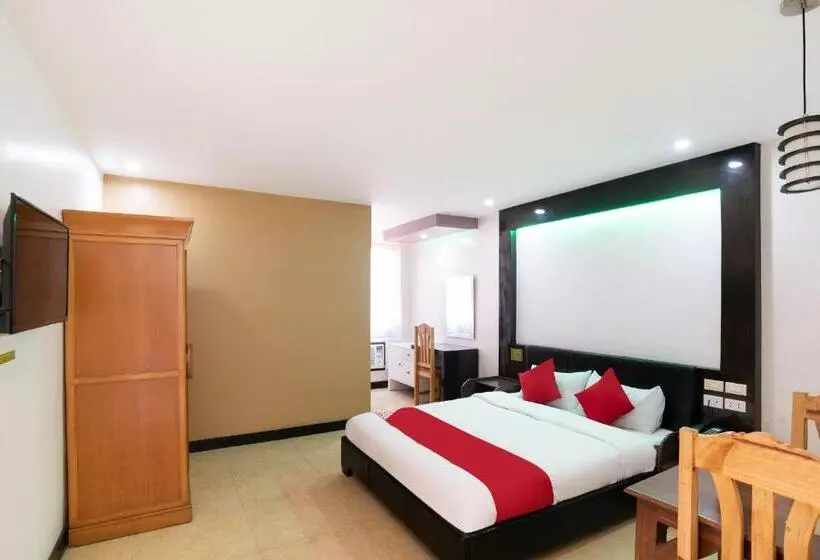 Hotelli Oyo 195 Ranc  Biñan