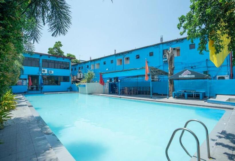 Hotel Oyo 195 Ranc Biñan