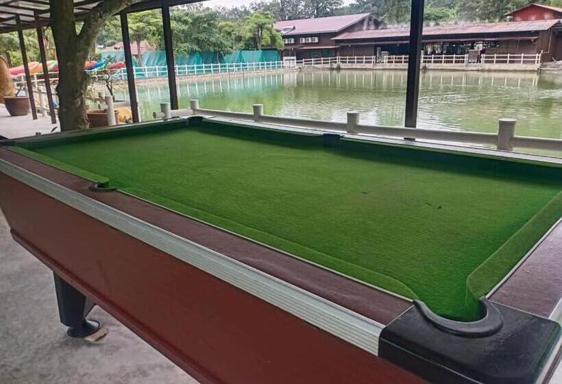 Paradise Valley Resort Broga