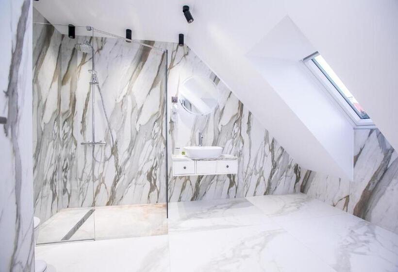 펜션 B&d Apartments Delux, New