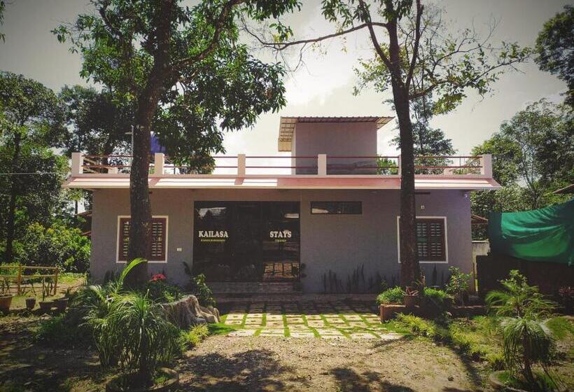 Pensão Kailasa Stays