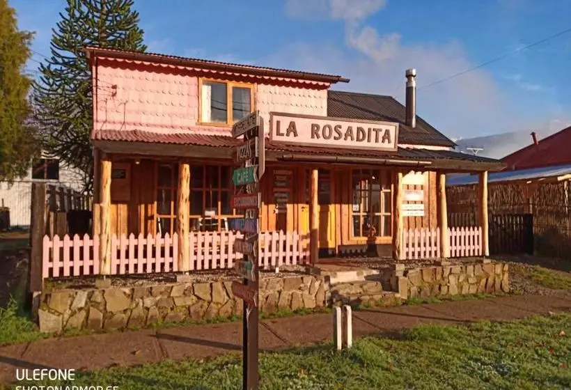 ペンション La Rosadita Restotur