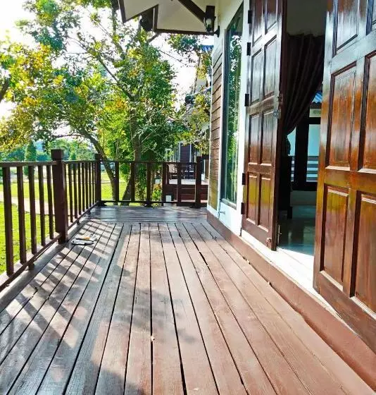 Sunflora Resort Chumphon