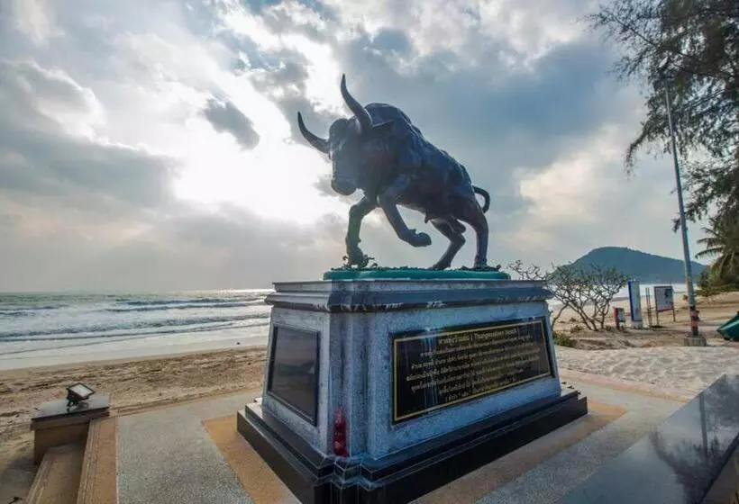 Sunflora Resort Chumphon