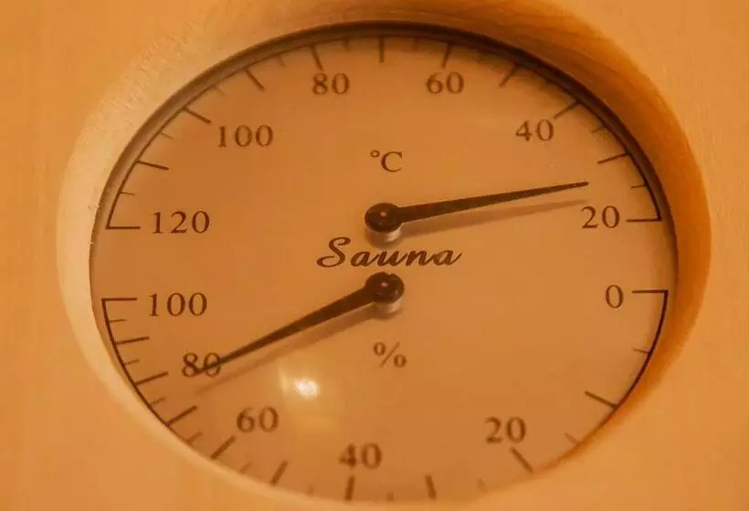 Retkeilymaja Bobritsa Dacha