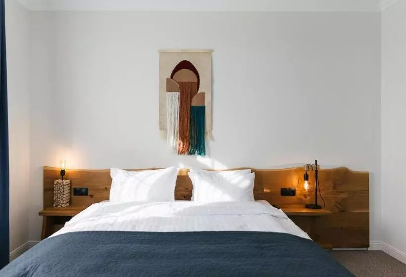 Retkeilymaja Bobritsa Dacha