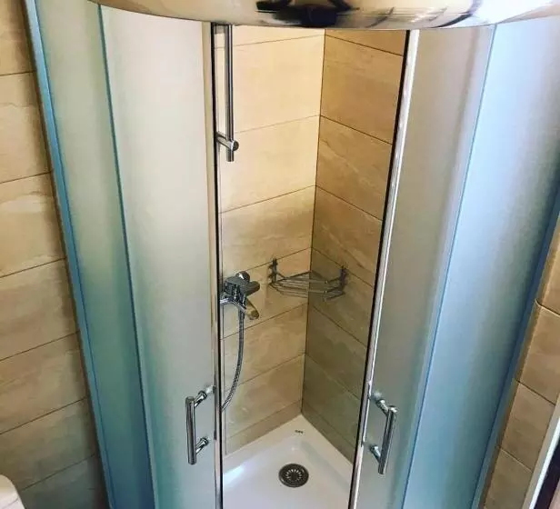 Foton Hotel & Restaurant