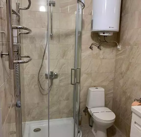 Foton Hotel & Restaurant